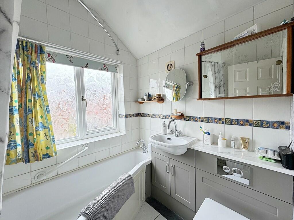 Additional image 11 of Bertie Road, Kenilworth