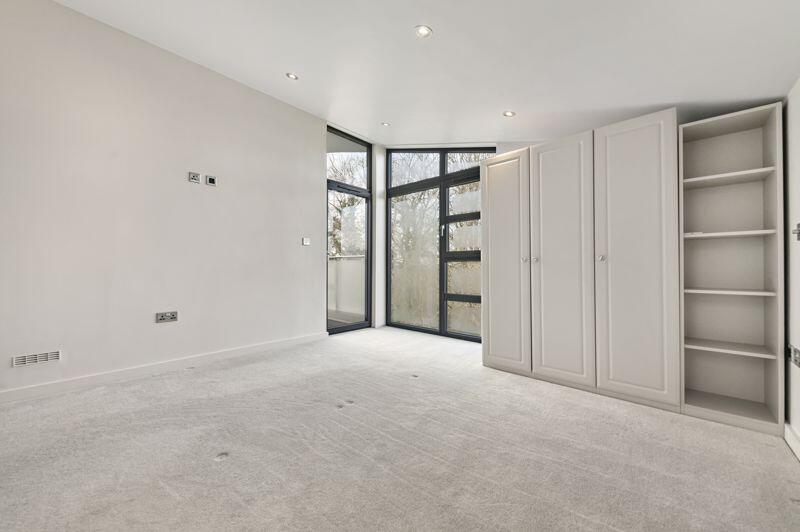 Additional image 31 of Hill Crescent, Bexley