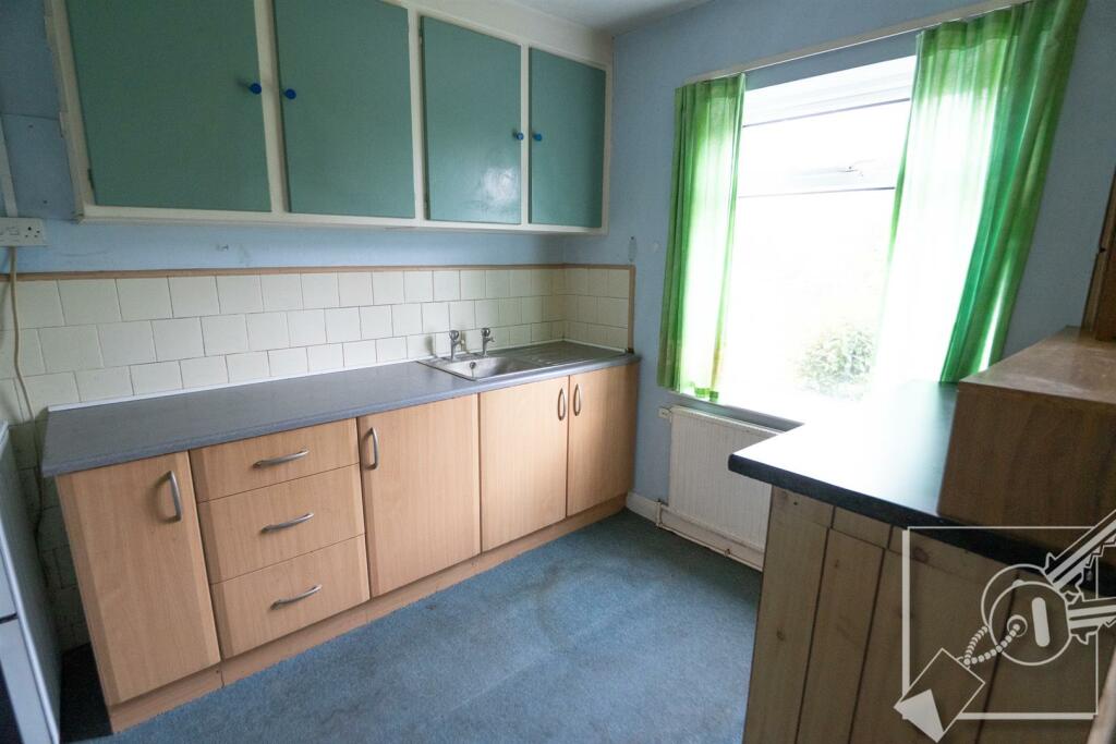 Additional image 19 of Dorset Crescent, Gravesend