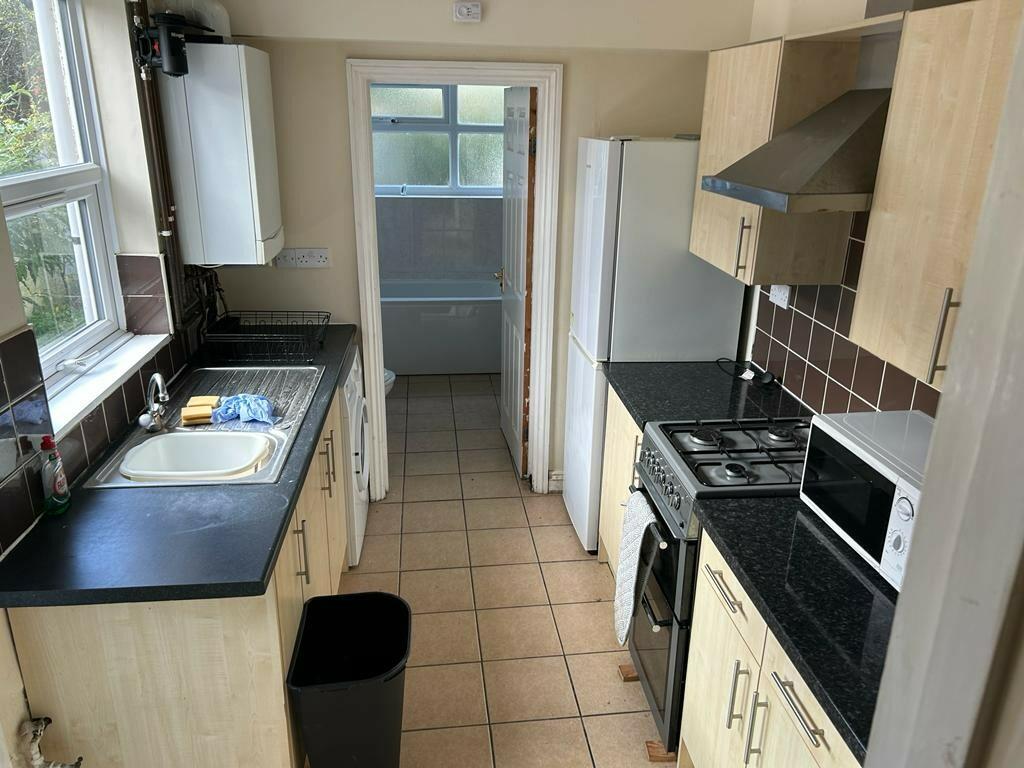 Additional image 4 of Clapham Terrace, Leamington Spa, Warwickshire, CV31