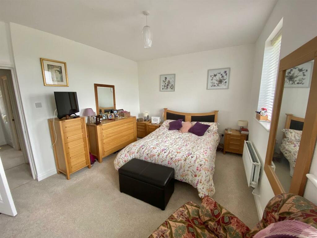 Additional image 8 of Lingfield Crescent, Stratford-Upon-Avon