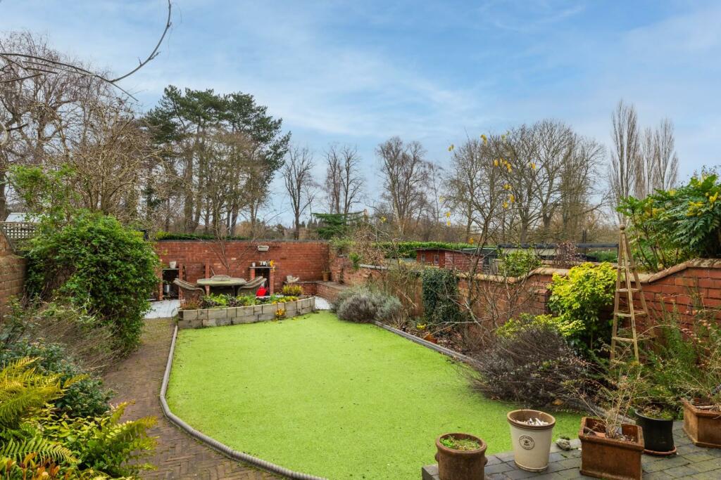 Additional image 35 of Castle Road, Kenilworth