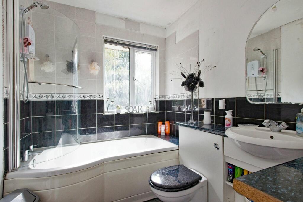 Additional image 13 of Broadoak Road, Erith, DA8