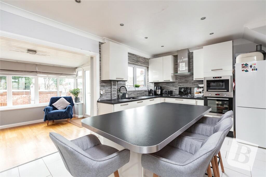 Dover Road East, Gravesend, Kent, DA11