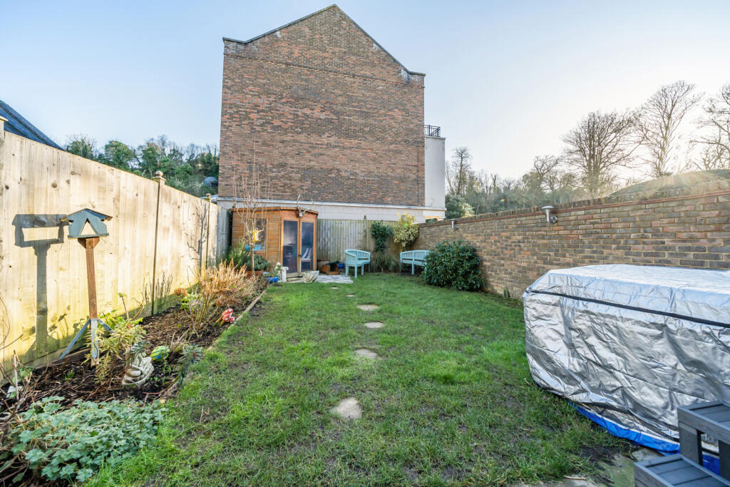 Additional image 10 of Eleanor Walk, Greenhithe, Kent