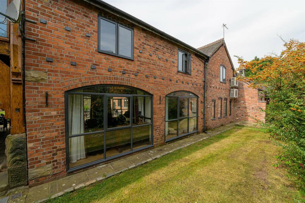 Additional image 60 of Oak Bank Barn & French Barn, Heatley Lane, Broomhall, Nantwich
