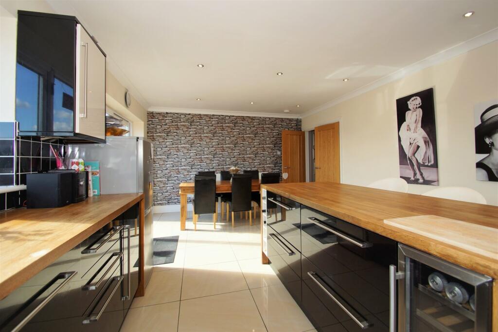 Additional image 4 of Sherwood Park Avenue, Sidcup, DA15