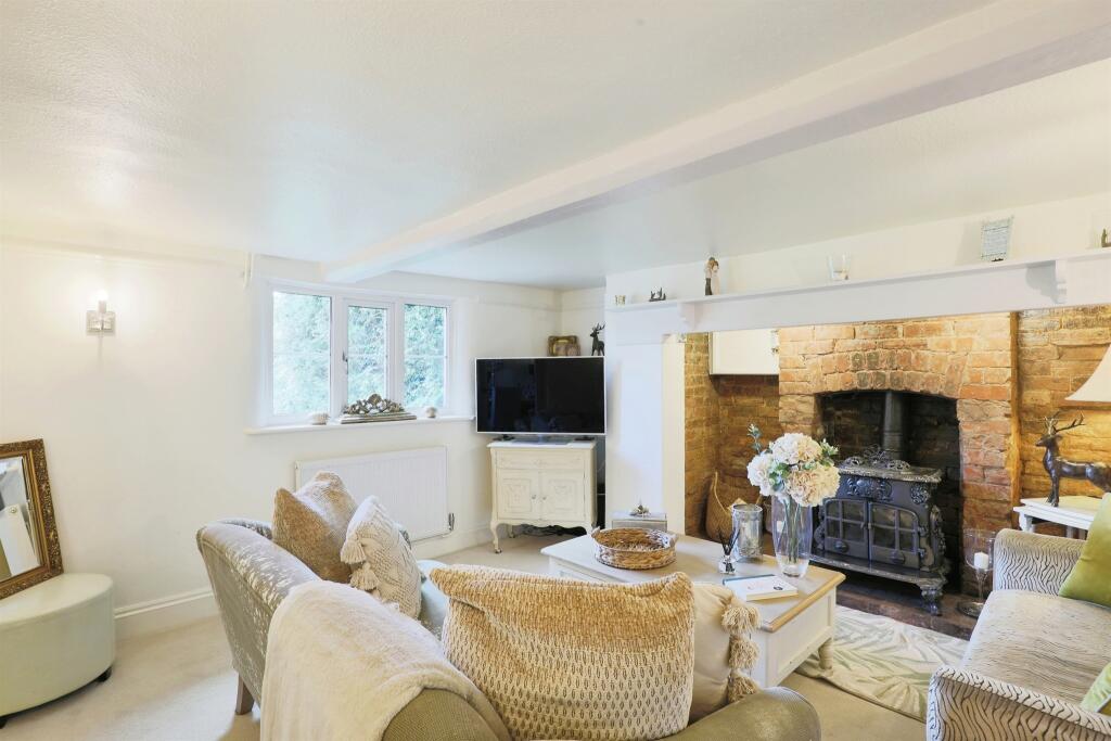 Additional image 12 of Church Street, Wellesbourne, Warwick