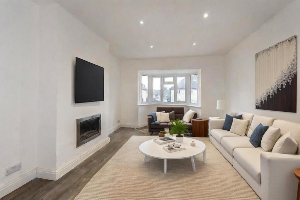 Additional image 2 of Faygate Crescent, South Bexleyheath, DA6