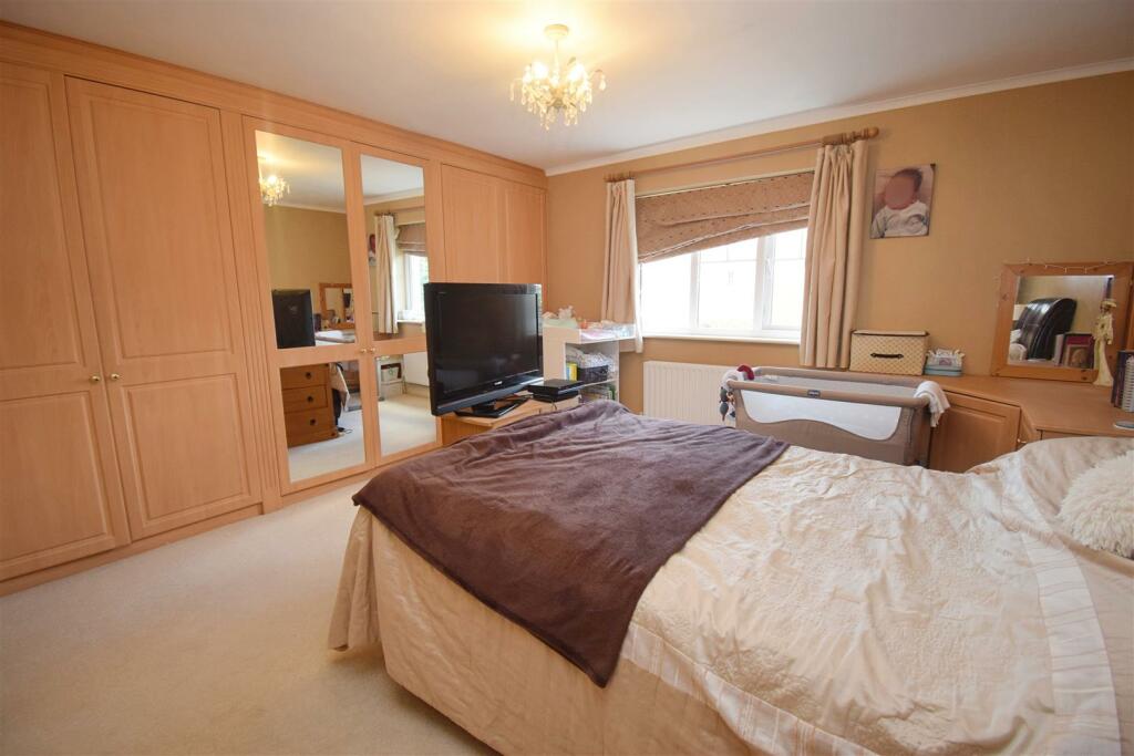 Additional image 8 of Wiggins Close, Hillmorton, Rugby