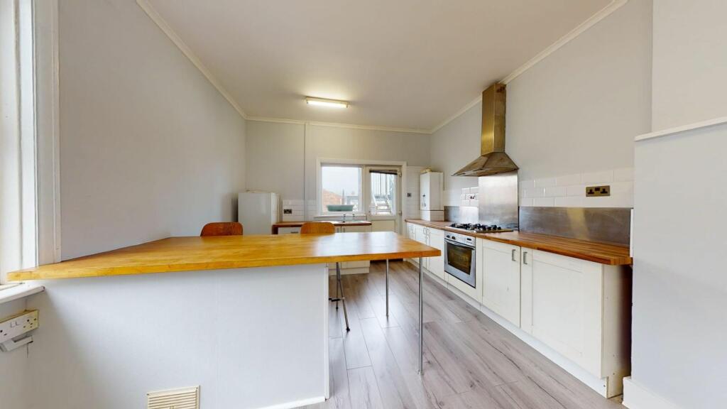 Additional image 3 of Cheriton High Street, Folkestone, CT19