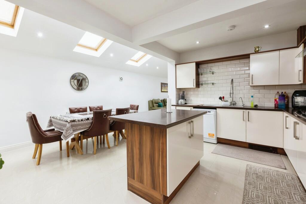 Additional image 7 of St. James's Road, Gravesend, Kent, DA11