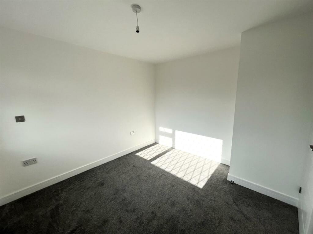 Additional image 8 of Linwood Drive, Walsgrave, Coventry