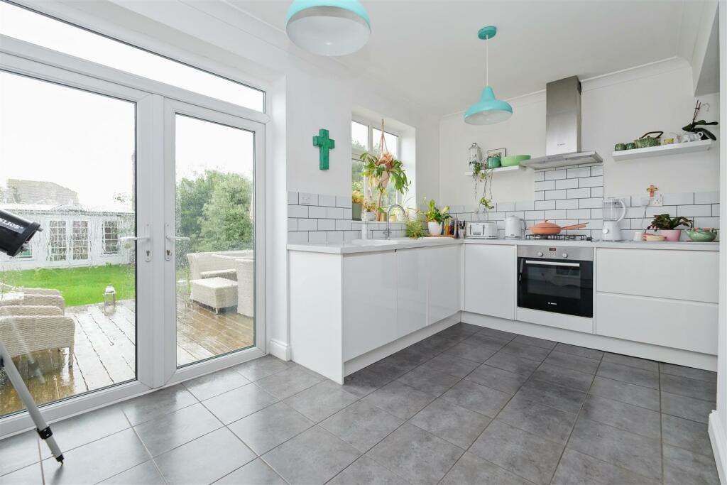 Additional image 9 of Graystone Road, Whitstable