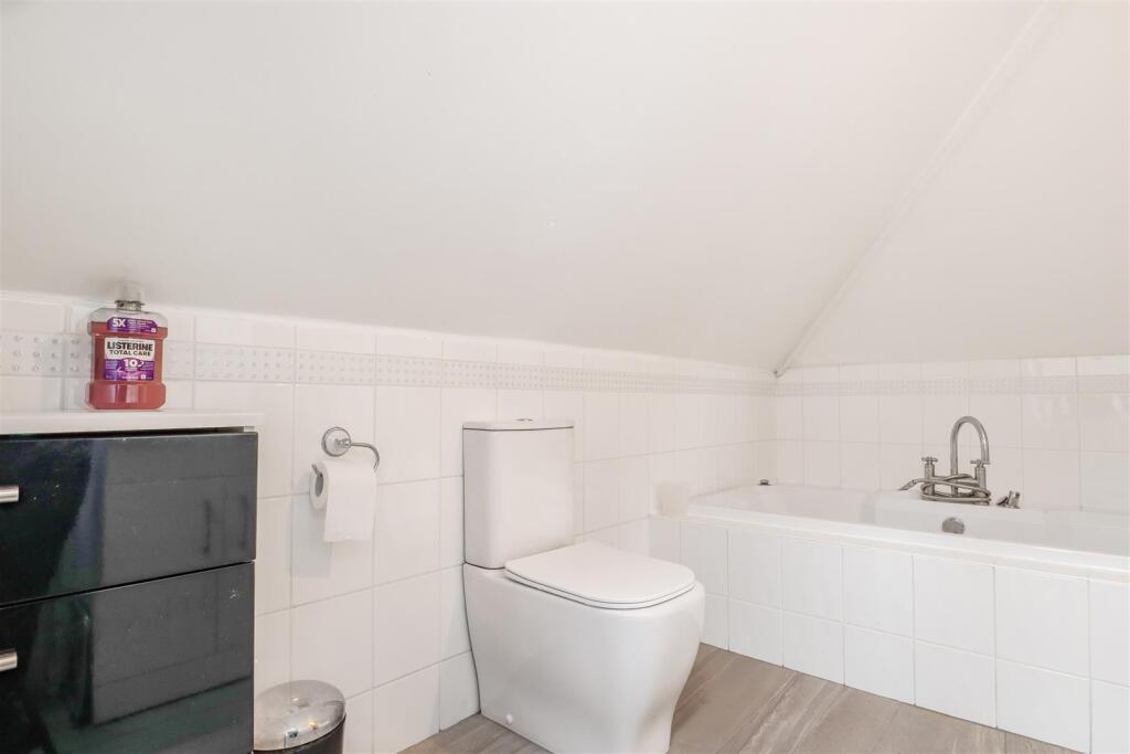 Additional image 16 of Highland Road, Kenilworth