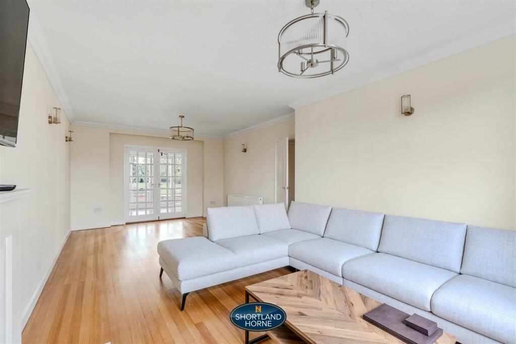 Additional image 15 of Arnold Avenue, Styvechale, Coventry