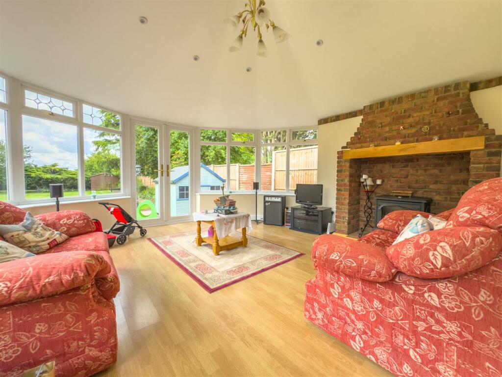 Additional image 13 of The Long Shoot, Nuneaton