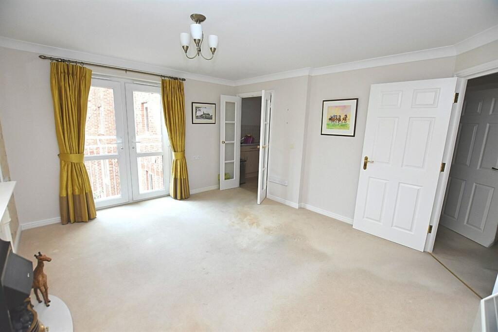 Additional image 13 of 35 Bernard Court, Chester Road, Holmes Chapel