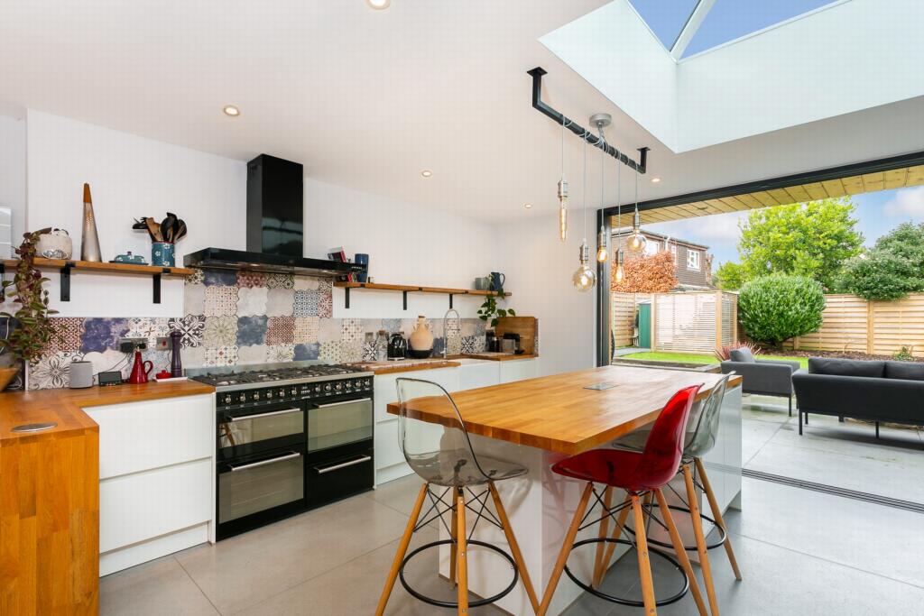 Additional image 7 of Castle Avenue, Hythe, CT21