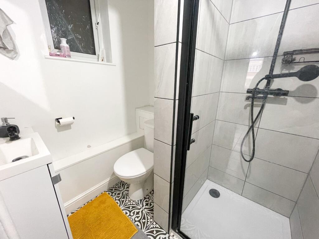 Additional image 10 of Valley Drive, Gravesend, Kent, DA12