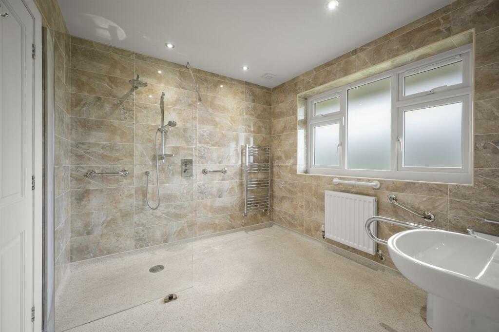 Additional image 3 of Royal Croft Drive, Baslow, Bakewell