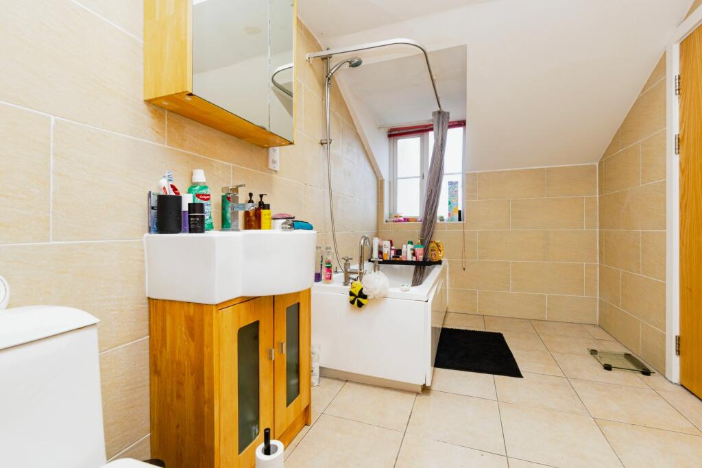 Additional image 8 of The Gatehouse, Darlington, Durham, DL1