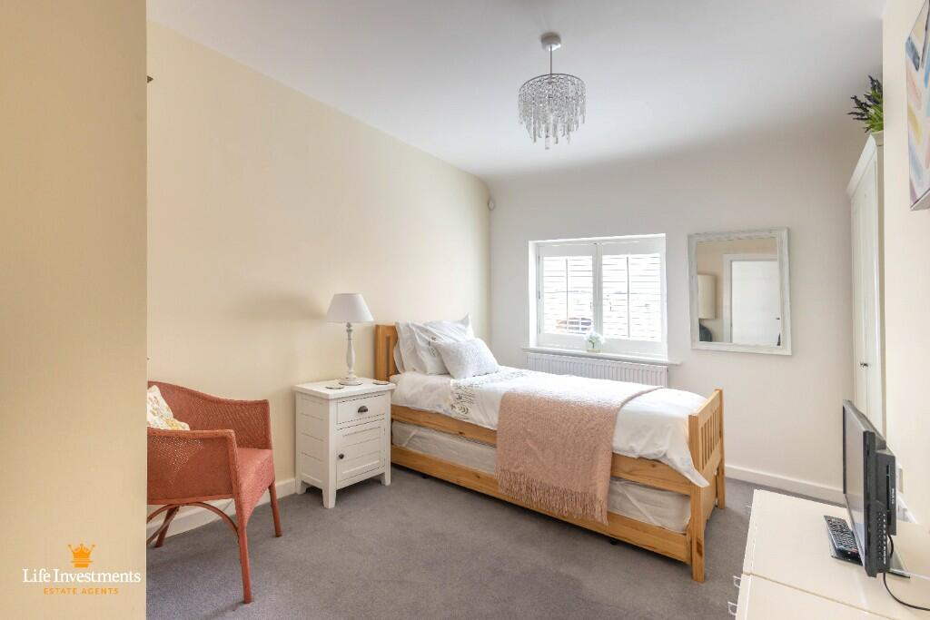 Additional image 29 of Coombe Road, Rugby, Warwickshire, CV23