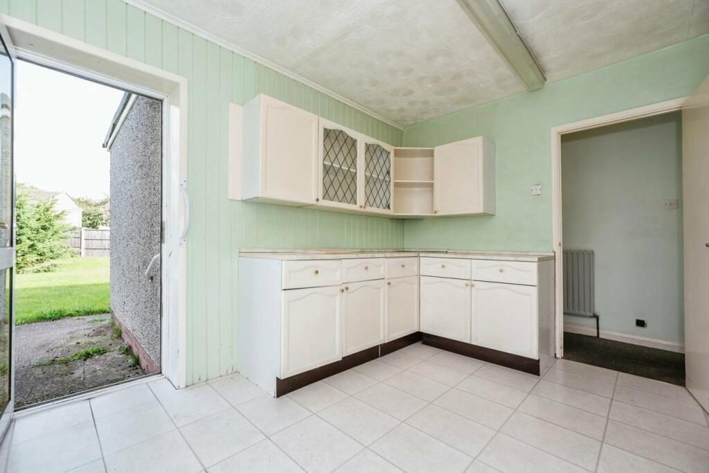 Additional image 4 of Hill Close, Istead Rise, Gravesend, DA13