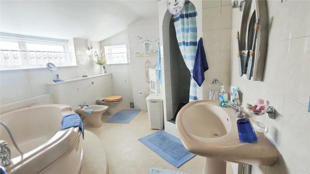 Additional image 13 of Cross Lane West, Gravesend, Kent, DA11