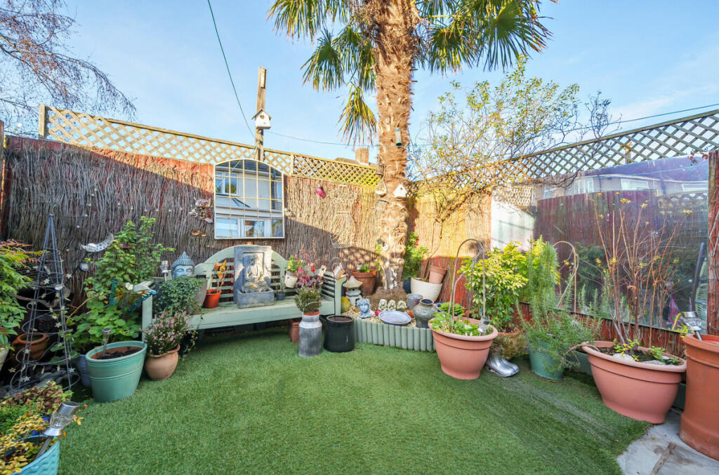 Additional image 15 of Fen Grove, Sidcup, DA15 8QQ