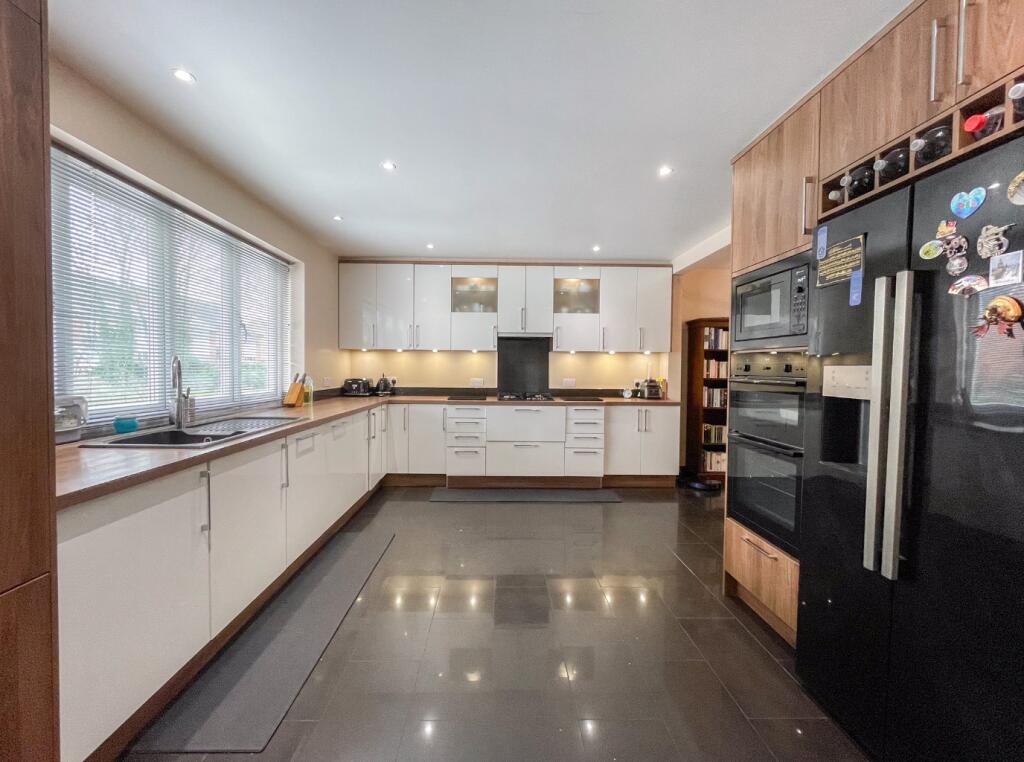 Additional image 28 of Hever Court Road, Gravesend, Kent, DA12