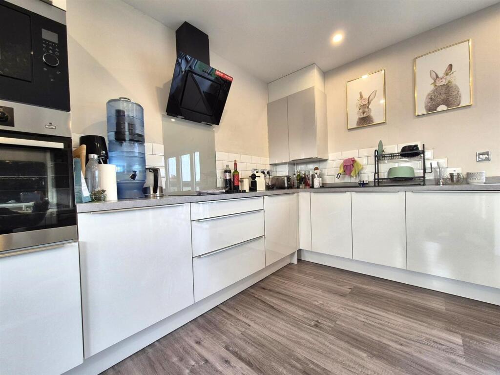 Additional image 5 of Warwick Road, Kenilworth