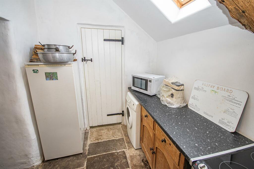 Additional image 8 of Parwich, Nr Ashbourne, Derbyshire