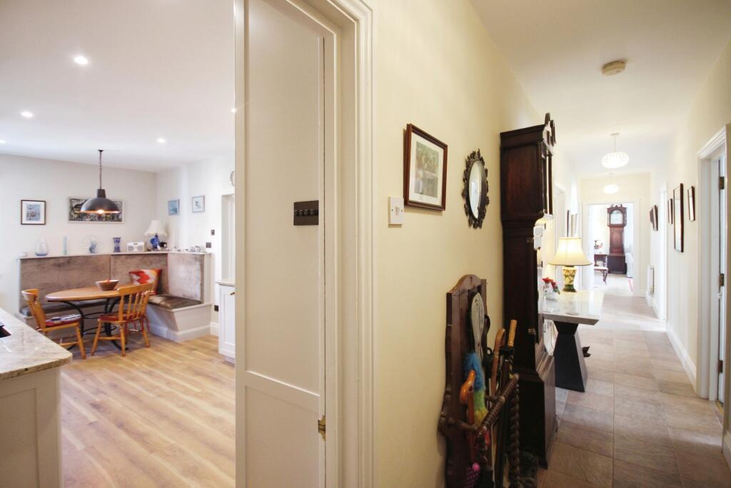 Additional image 2 of Neville Court, Castle Lane, Warwick, Warwickshire, CV34