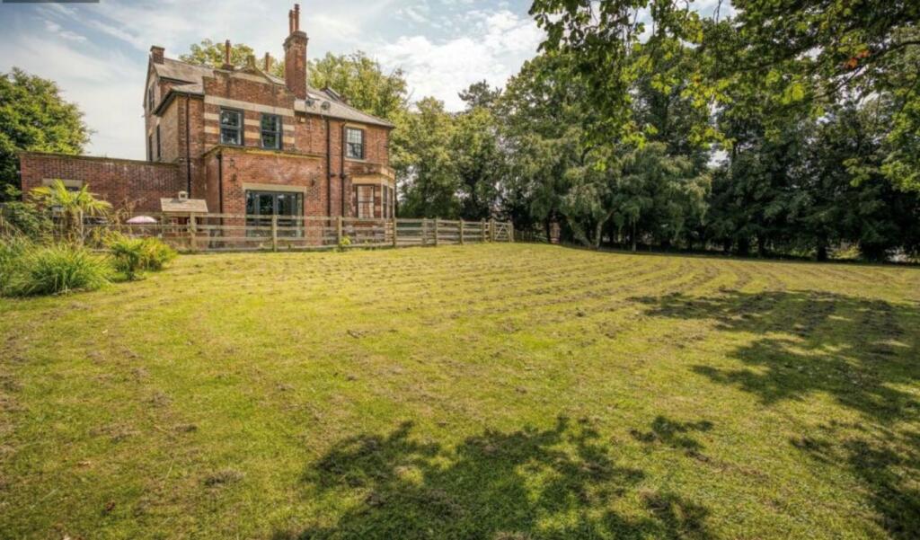 Additional image 36 of The Old Vicarage, 103 Church Street, Denby Village, Ripley, Derbyshire, DE5 8PH