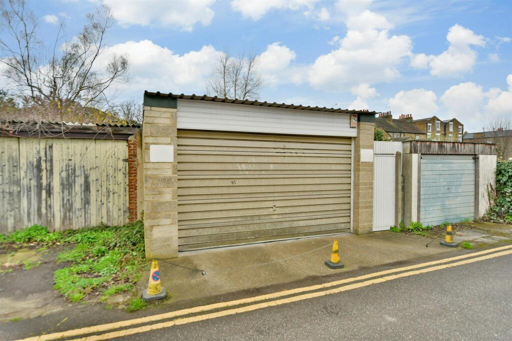 Additional image 13 of Darnley Road, Gravesend, Kent