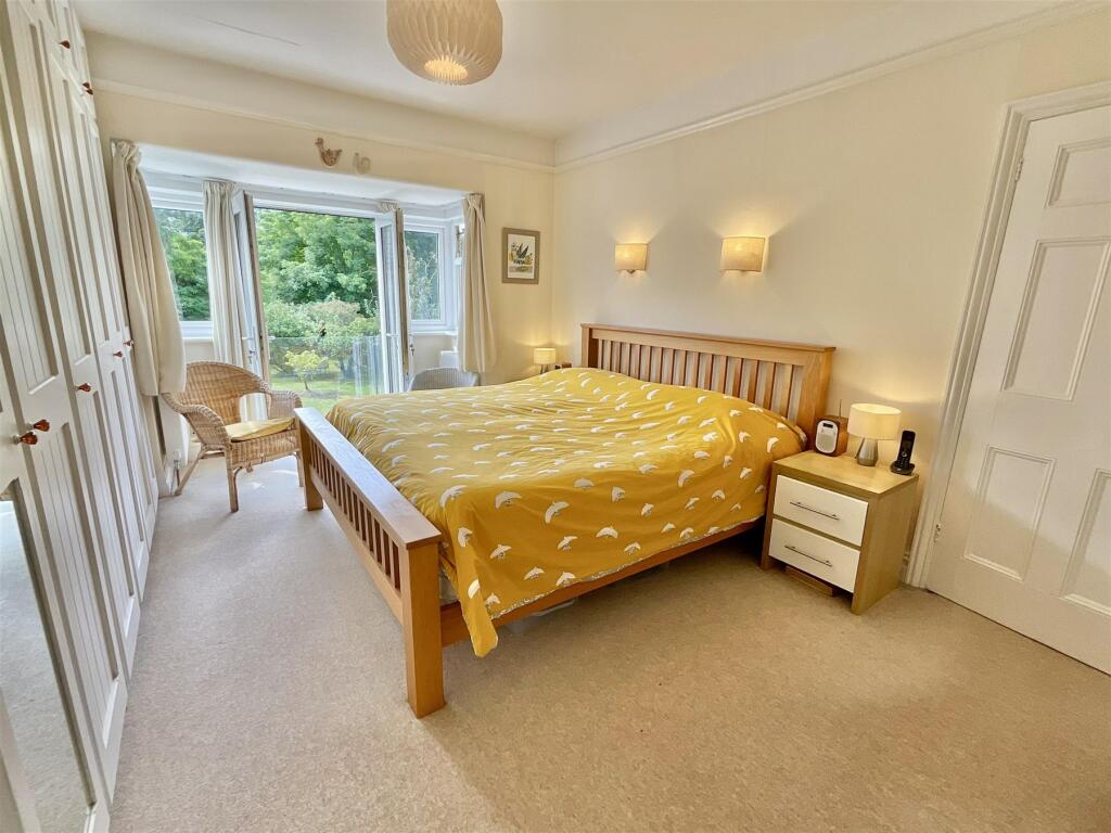 Additional image 11 of Earlsfield Road, Hythe, Kent