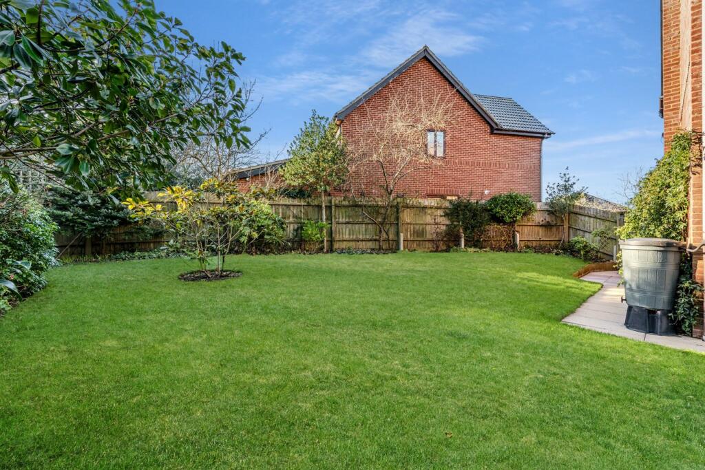 Additional image 33 of Gatehouse Close, Hillmorton, Hillmorton, Rugby, CV21