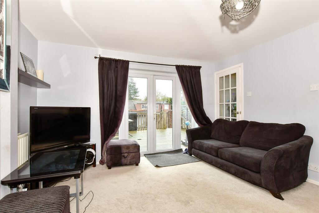 Additional image 3 of Lyndhurst Way, Istead Rise, Kent