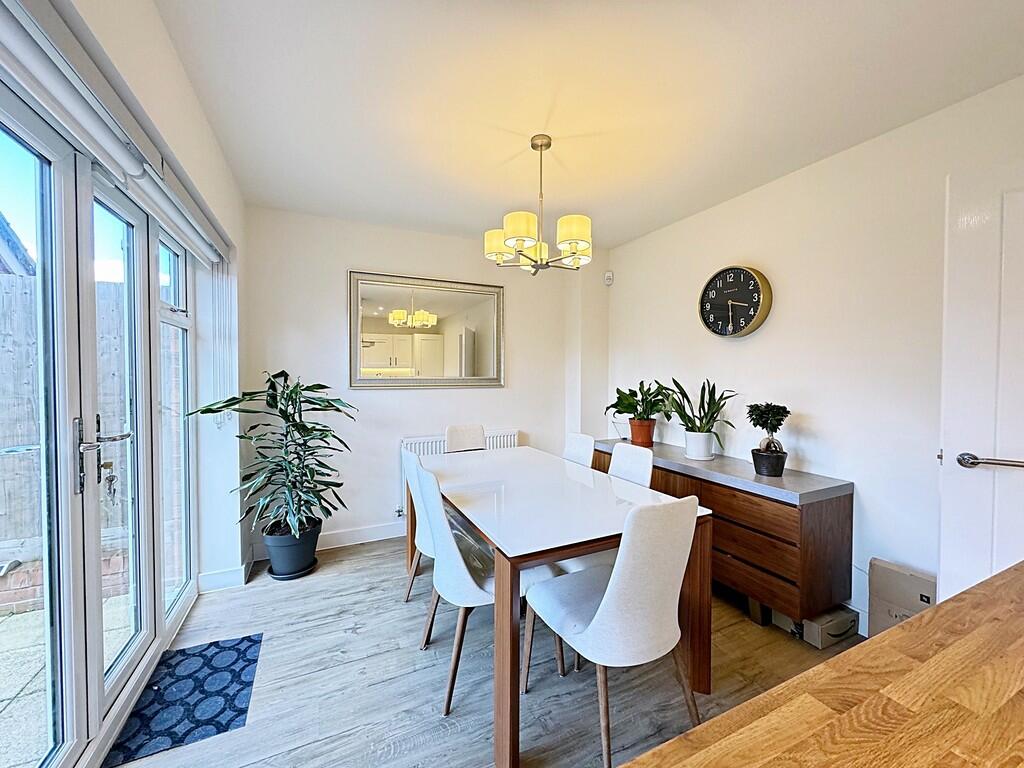 Additional image 13 of Martin Drive, Kenilworth