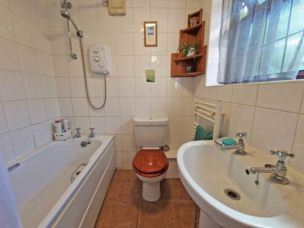 Additional image 10 of Newton Lane, Newton, Rugby