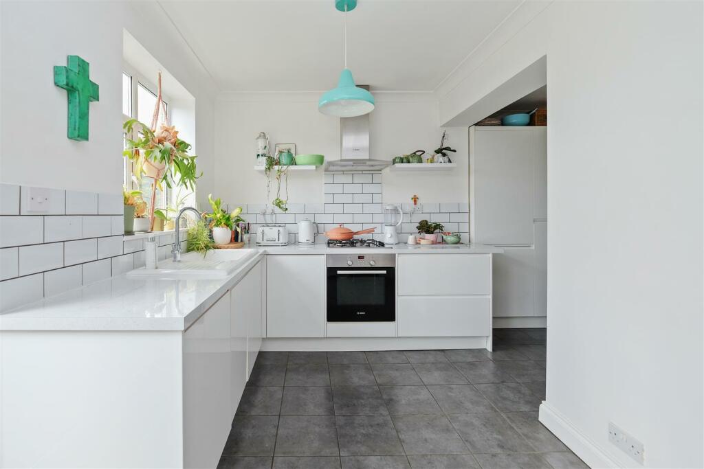 Additional image 3 of Graystone Road, Whitstable