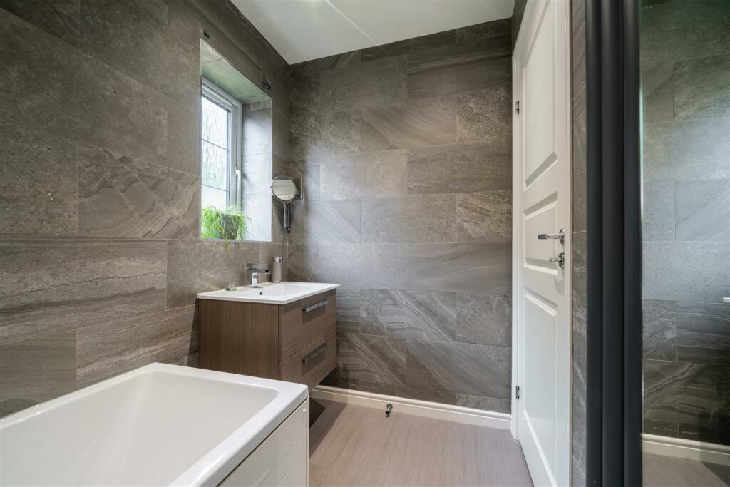 Additional image 32 of 2 Upland Drive, Matlock, DE4 3SF