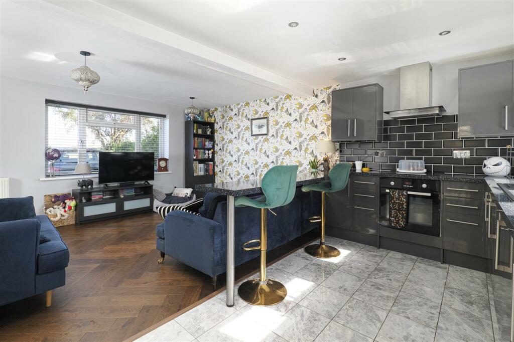 Additional image 4 of Minster Road, Acol