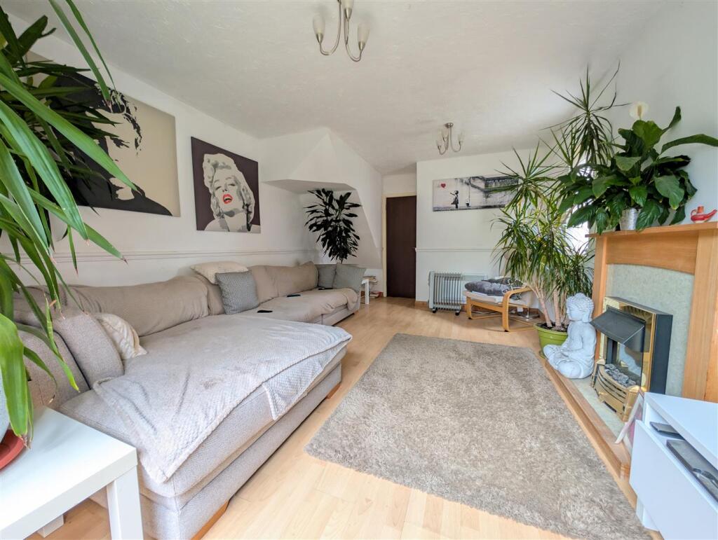 Additional image 5 of Barnsley Close, Atherstone, CV9