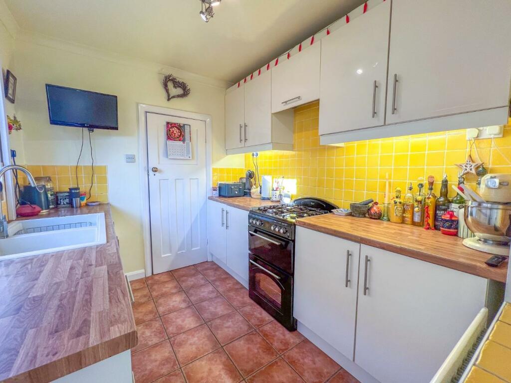 Additional image 28 of Higham Lane, Nuneaton