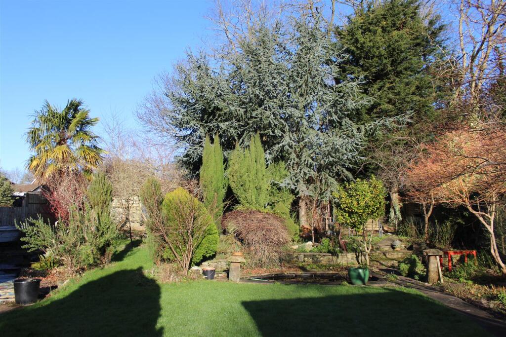 Additional image 4 of Lilac Grove, Warwick
