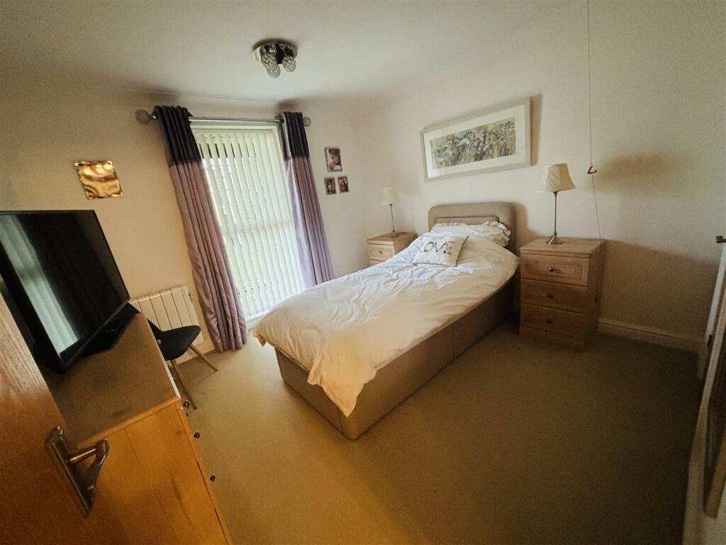 Additional image 7 of Binswood Avenue, Leamington Spa