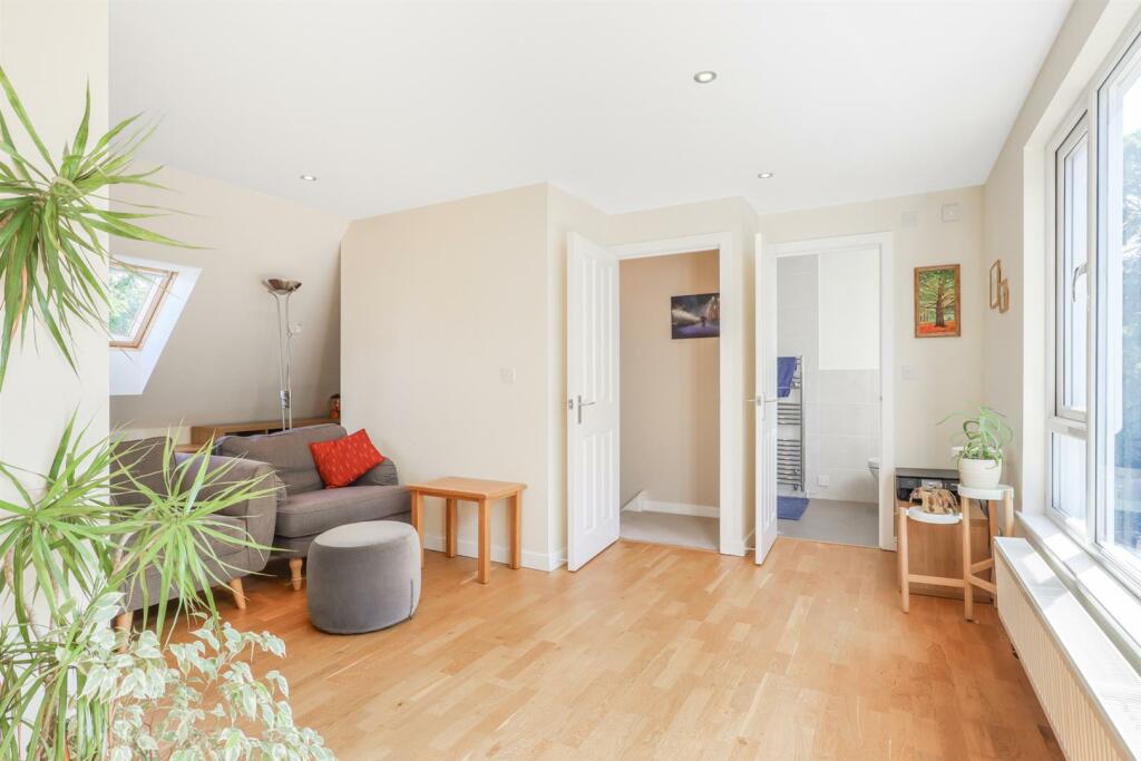 Additional image 22 of Dudley Road, Kenilworth