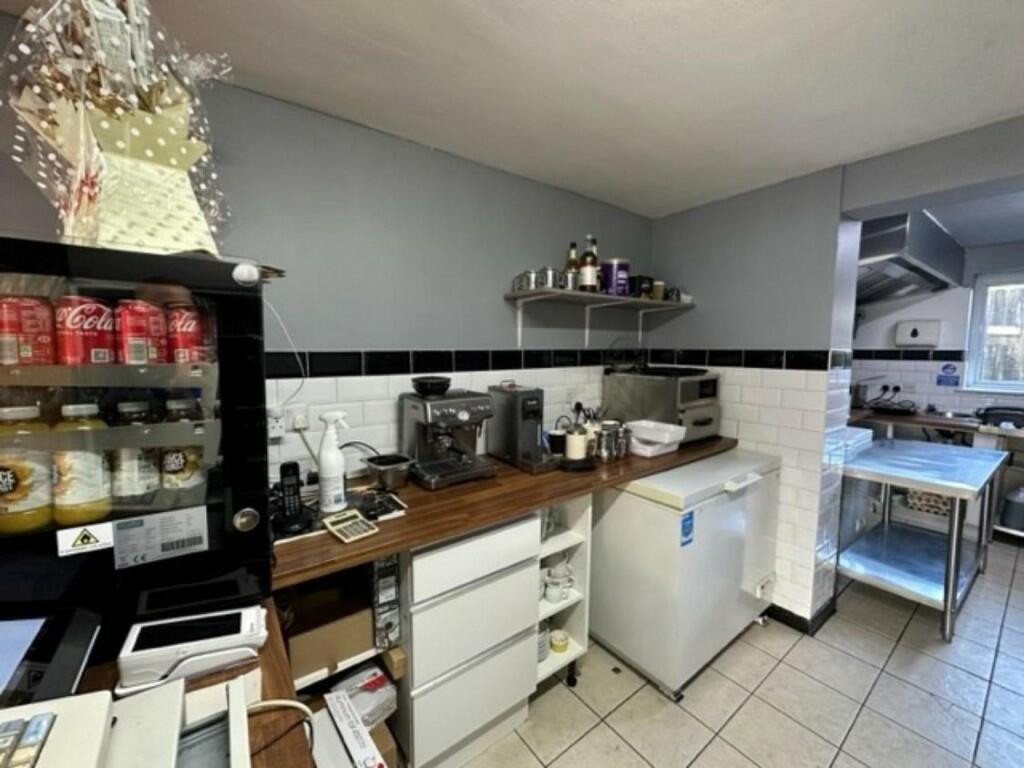 Additional image 4 of Leasehold Sandwich Bar, The Square, Nuneaton, Warwickshire, CV11 4JY